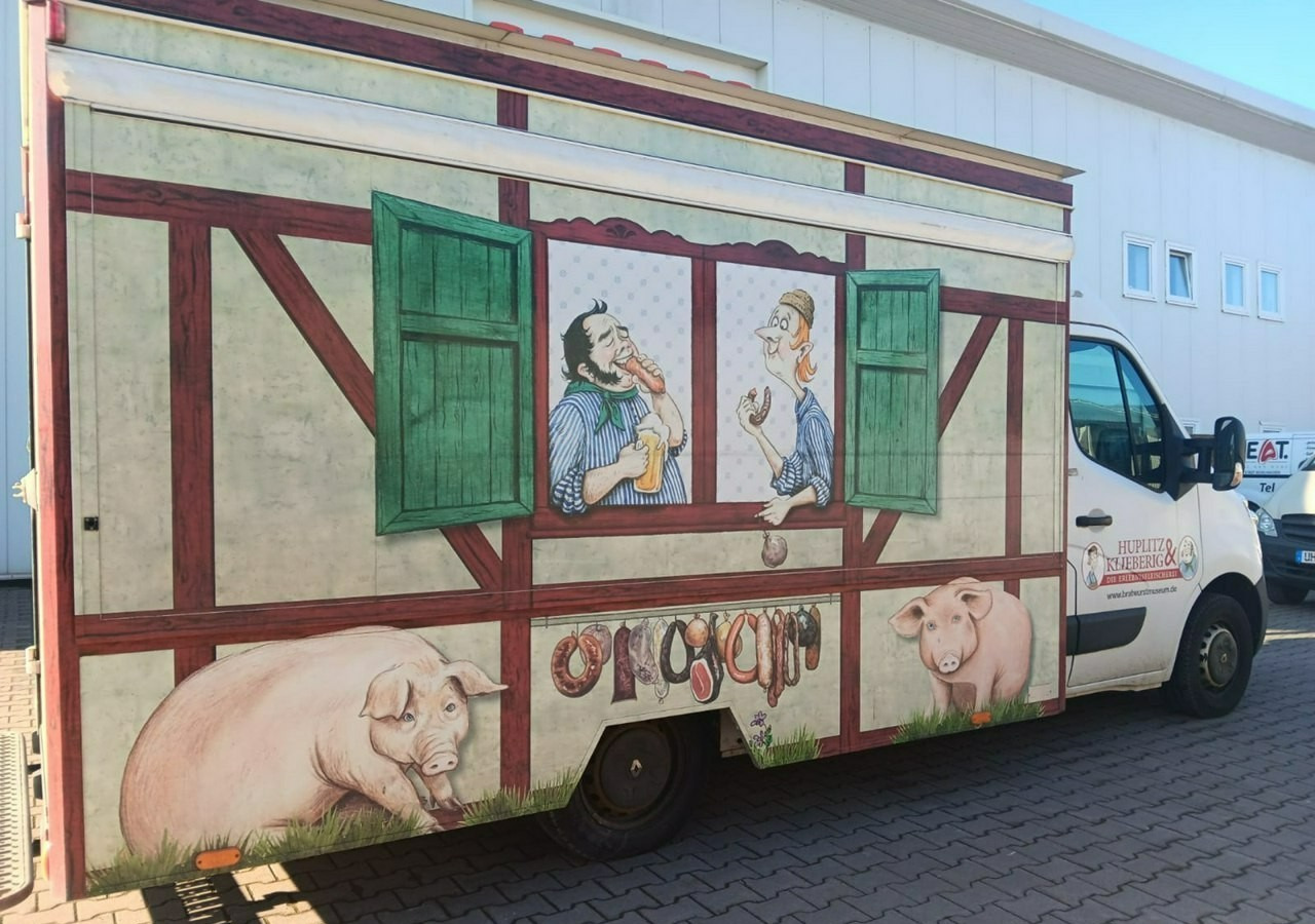 Renault Master Autosklep wędlin Gastronomiczny Food Truck Foodtruck 140tkm sklep 20 - Büféautó: 3 kép. Renault Master Autosklep wędlin Gastronomiczny Food Truck Foodtruck 140tkm sklep 20 - Büféautó: 3 kép.