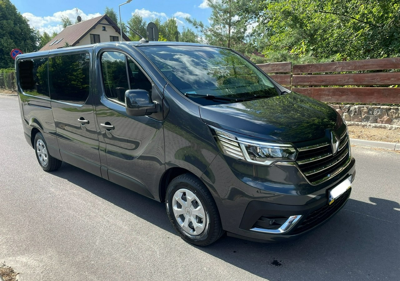 Renault Trafic III 2.0dci 150KM 9-osobowy do przewozu niepełnosprawnych RAMPA 2022 PFRO - Autó: 1 kép. Renault Trafic III 2.0dci 150KM 9-osobowy do przewozu niepełnosprawnych RAMPA 2022 PFRO - Autó: 1 kép.