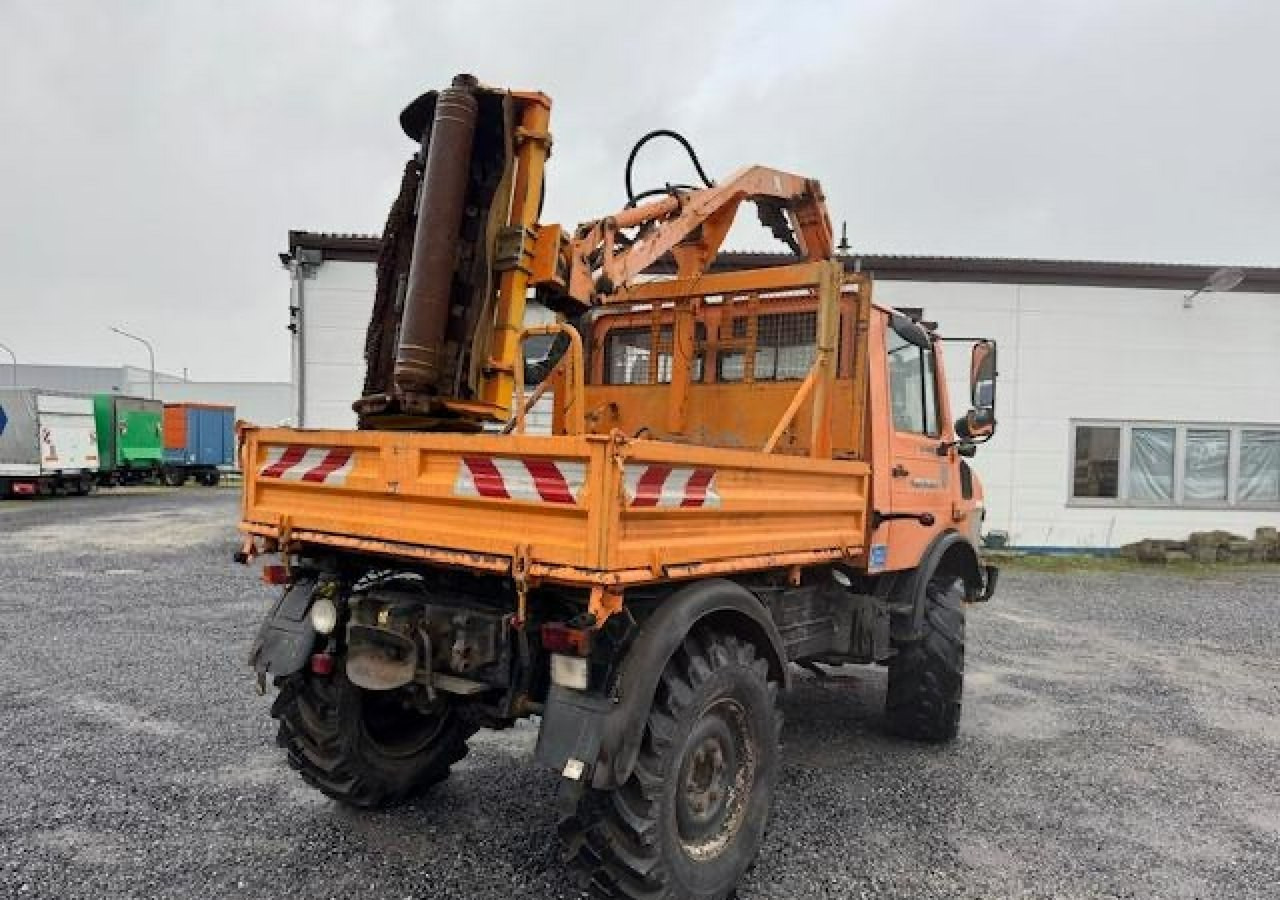 Inna Inny Unimog 1400 4X4 Kosiarka bijakowa teleskopowa - Többcélú/ Speciális jármű: 2 kép. Inna Inny Unimog 1400 4X4 Kosiarka bijakowa teleskopowa - Többcélú/ Speciális jármű: 2 kép.