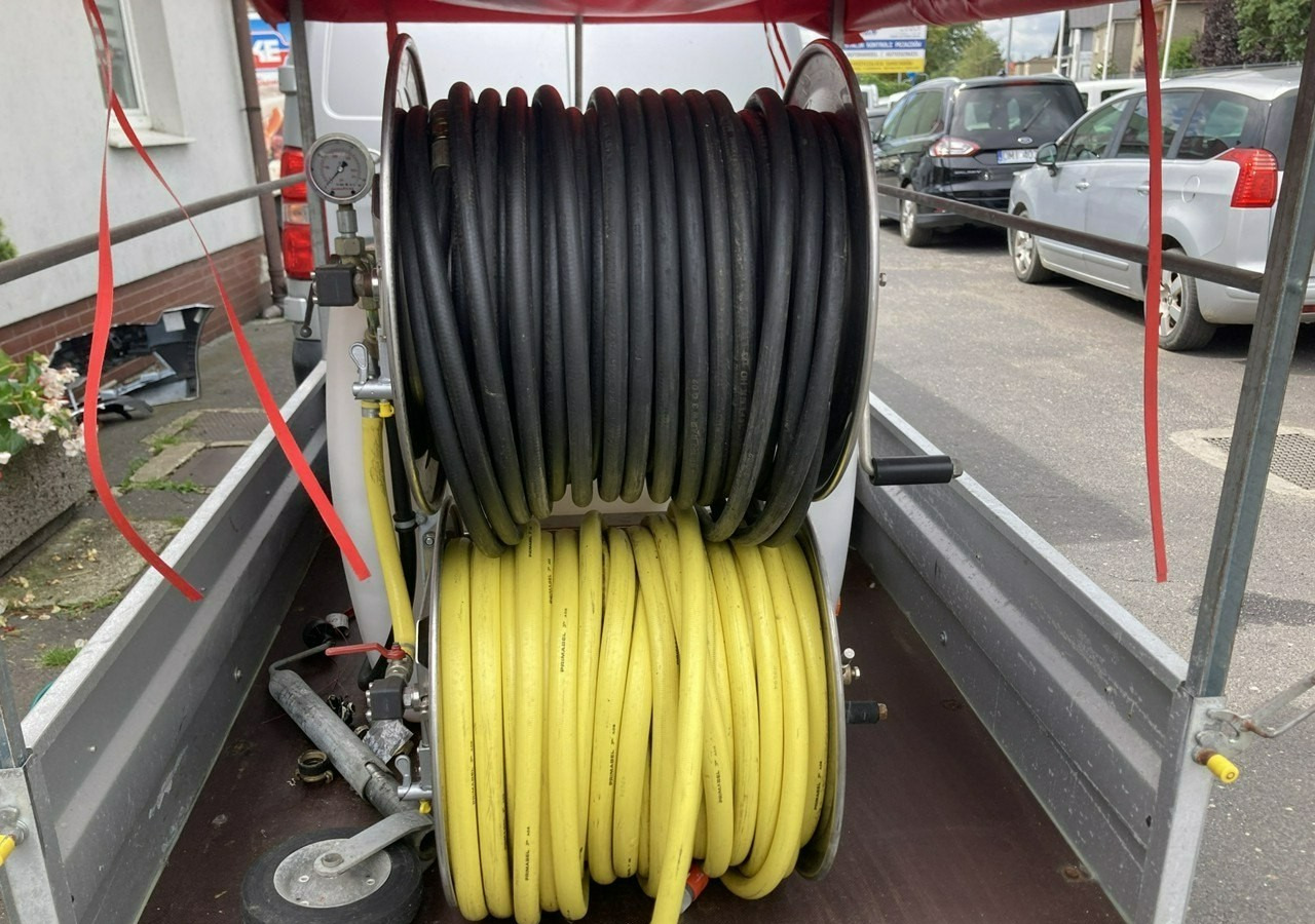 Iveco Inny Iveco wuko na przyczepce kanalizacja asenizacyjny 130bar - Többcélú/ Speciális jármű, Autó utánfutó: 2 kép. Iveco Inny Iveco wuko na przyczepce kanalizacja asenizacyjny 130bar - Többcélú/ Speciális jármű, Autó utánfutó: 2 kép.