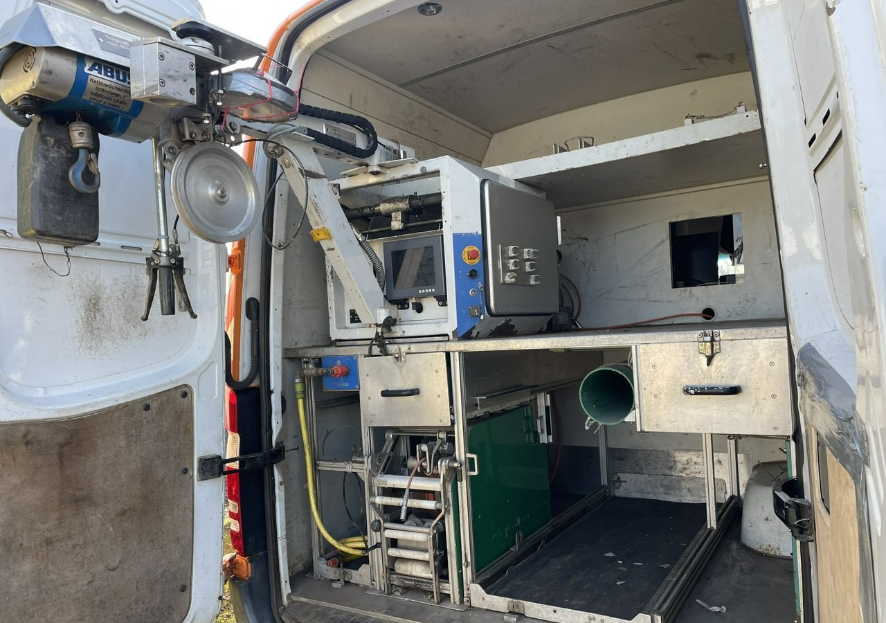 Mercedes-Benz Sprinter Sprinter Kanalizacja inspekcja kanałów wuko asenizacyjny Kamero wóz - Többcélú/ Speciális jármű, Furgon: 4 kép. Mercedes-Benz Sprinter Sprinter Kanalizacja inspekcja kanałów wuko asenizacyjny Kamero wóz - Többcélú/ Speciális jármű, Furgon: 4 kép.