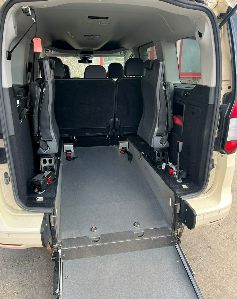 Volkswagen Caddy III Caddy 2.0 Maxi 7-osob Niepełnosprawnych inwalida rampa Model2023 PFR - Kombi: 1 kép. Volkswagen Caddy III Caddy 2.0 Maxi 7-osob Niepełnosprawnych inwalida rampa Model2023 PFR - Kombi: 1 kép.