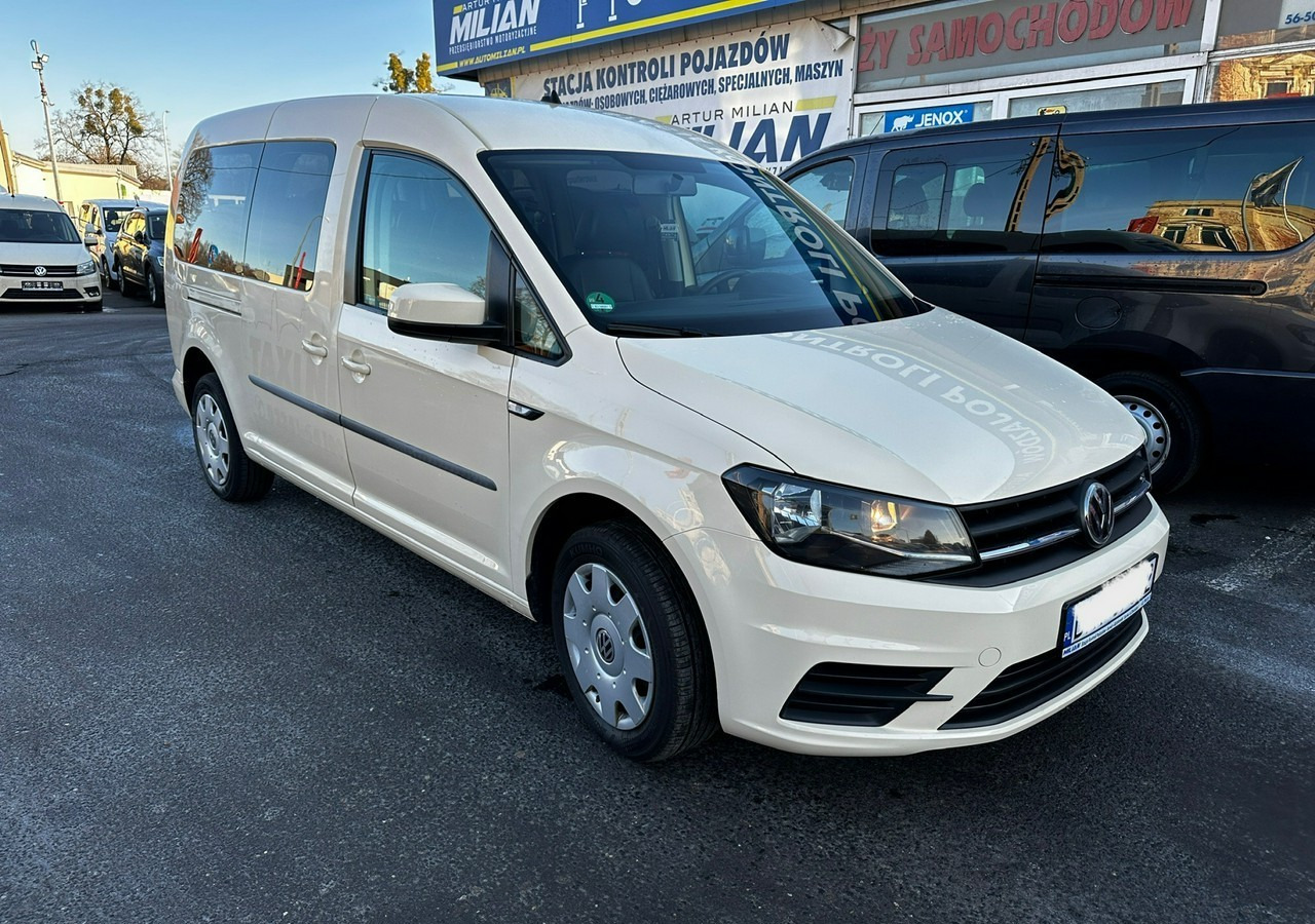 Volkswagen Caddy III Caddy 2.0 TDI Maxi 7-osobowy Model 2019 - Autó: 1 kép. Volkswagen Caddy III Caddy 2.0 TDI Maxi 7-osobowy Model 2019 - Autó: 1 kép.