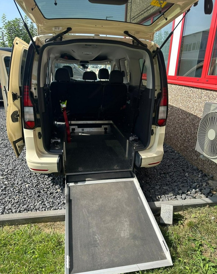 Volkswagen Caddy III Caddy 2.0TDI dla Niepełnosprawnych inwalida rampa Model 2023 PFRON - Kombi: 1 kép. Volkswagen Caddy III Caddy 2.0TDI dla Niepełnosprawnych inwalida rampa Model 2023 PFRON - Kombi: 1 kép.