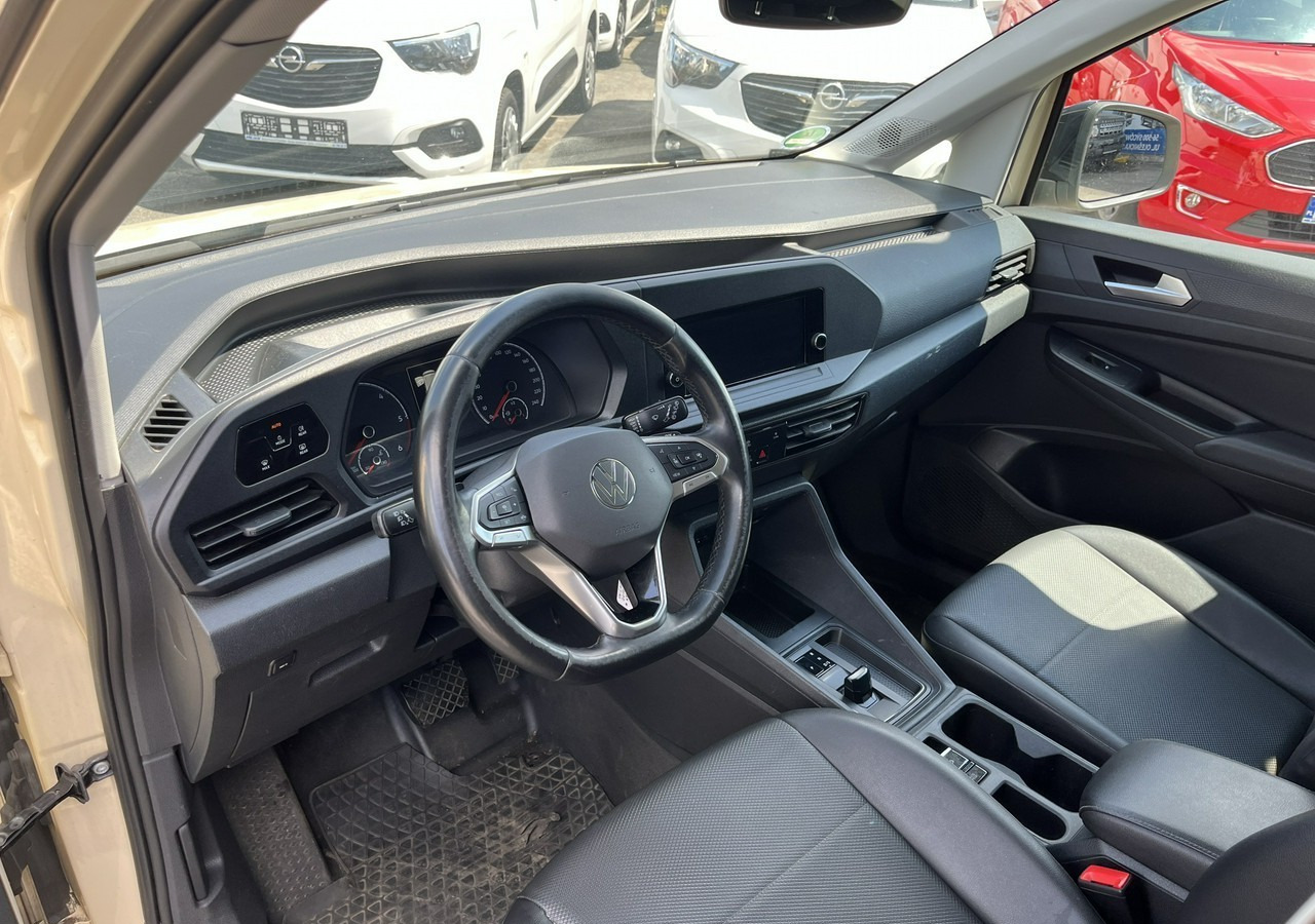Volkswagen Caddy III Caddy Maxi 2.0-122KM Automat Navi 7-osob Fvat 23% Model 2022 - Autó: 3 kép. Volkswagen Caddy III Caddy Maxi 2.0-122KM Automat Navi 7-osob Fvat 23% Model 2022 - Autó: 3 kép.