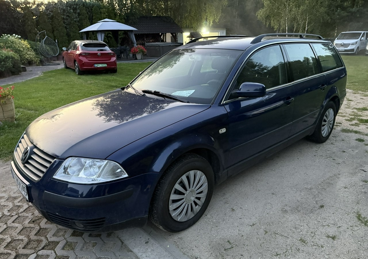 Volkswagen Passat B5 Passat Lift 1,6-102KM + Gaz LPG Klima Kombi - Kombi: 2 kép. Volkswagen Passat B5 Passat Lift 1,6-102KM + Gaz LPG Klima Kombi - Kombi: 2 kép.