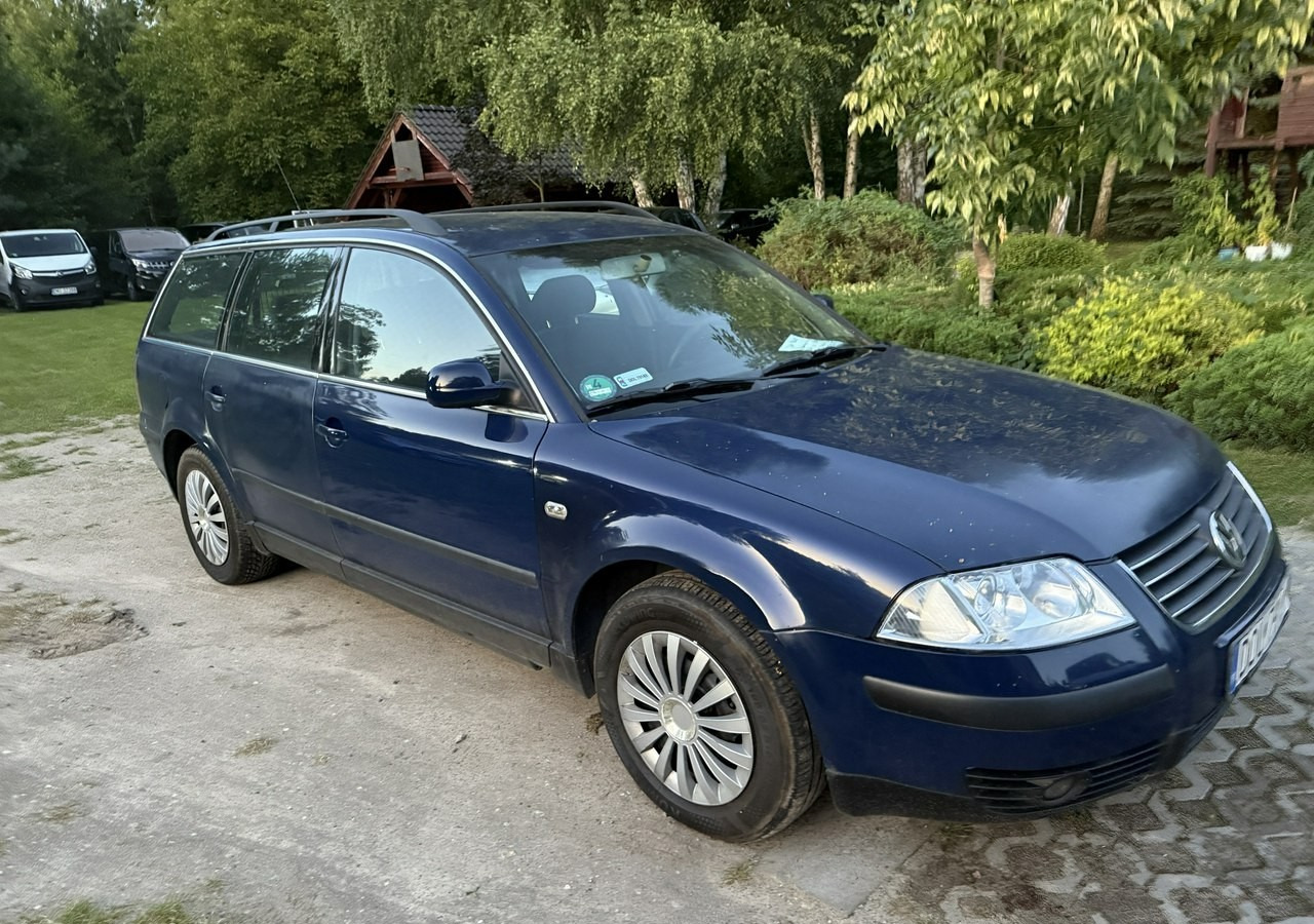 Volkswagen Passat B5 Passat Lift 1,6-102KM + Gaz LPG Klima Kombi - Kombi: 1 kép. Volkswagen Passat B5 Passat Lift 1,6-102KM + Gaz LPG Klima Kombi - Kombi: 1 kép.