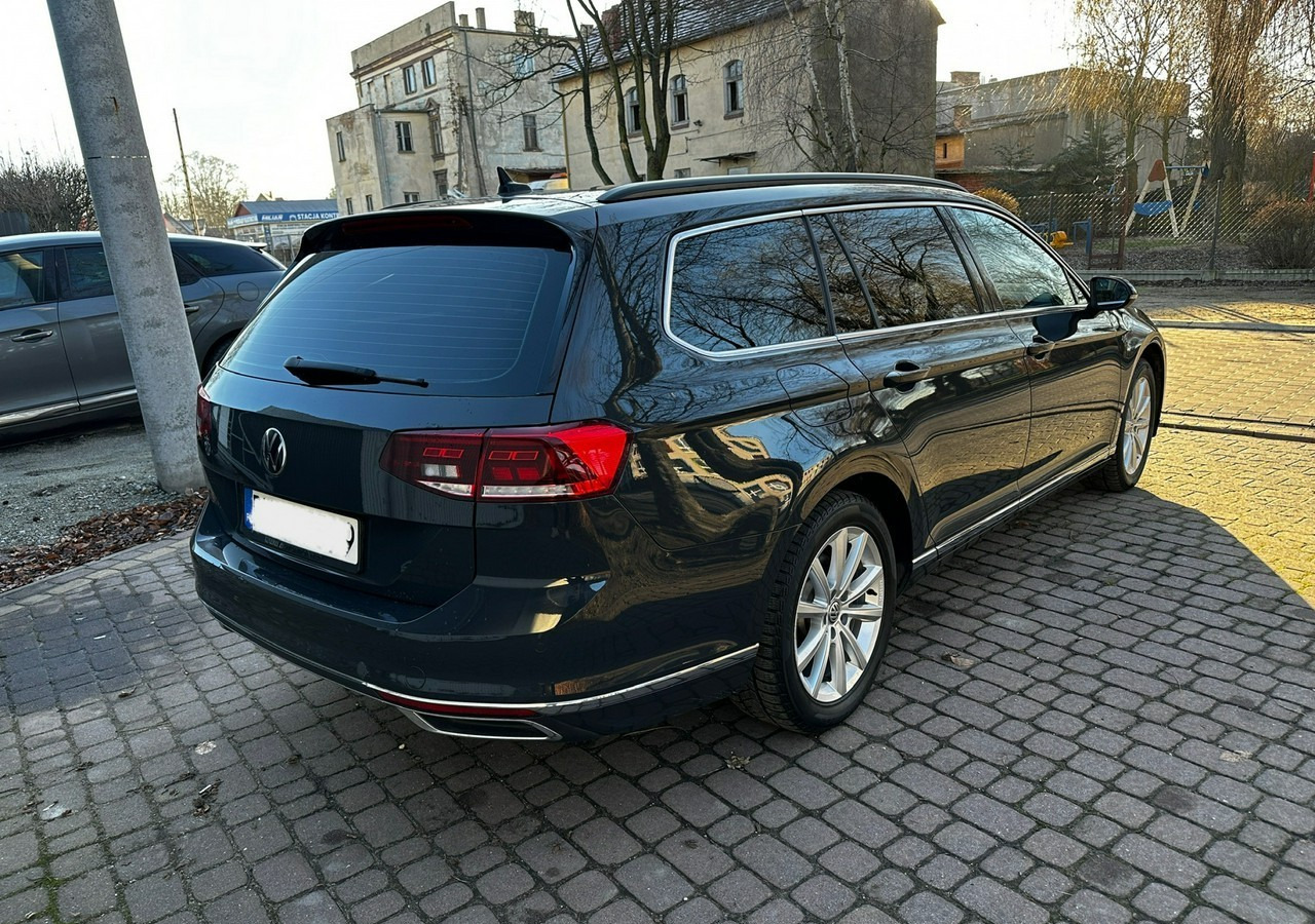 Volkswagen Passat B8 GTE 1.4TSI 218KM Hybryda Plug-in zasięg 50km Panorama*Navi*Skóra*FV2 - Autó: 5 kép. Volkswagen Passat B8 GTE 1.4TSI 218KM Hybryda Plug-in zasięg 50km Panorama*Navi*Skóra*FV2 - Autó: 5 kép.