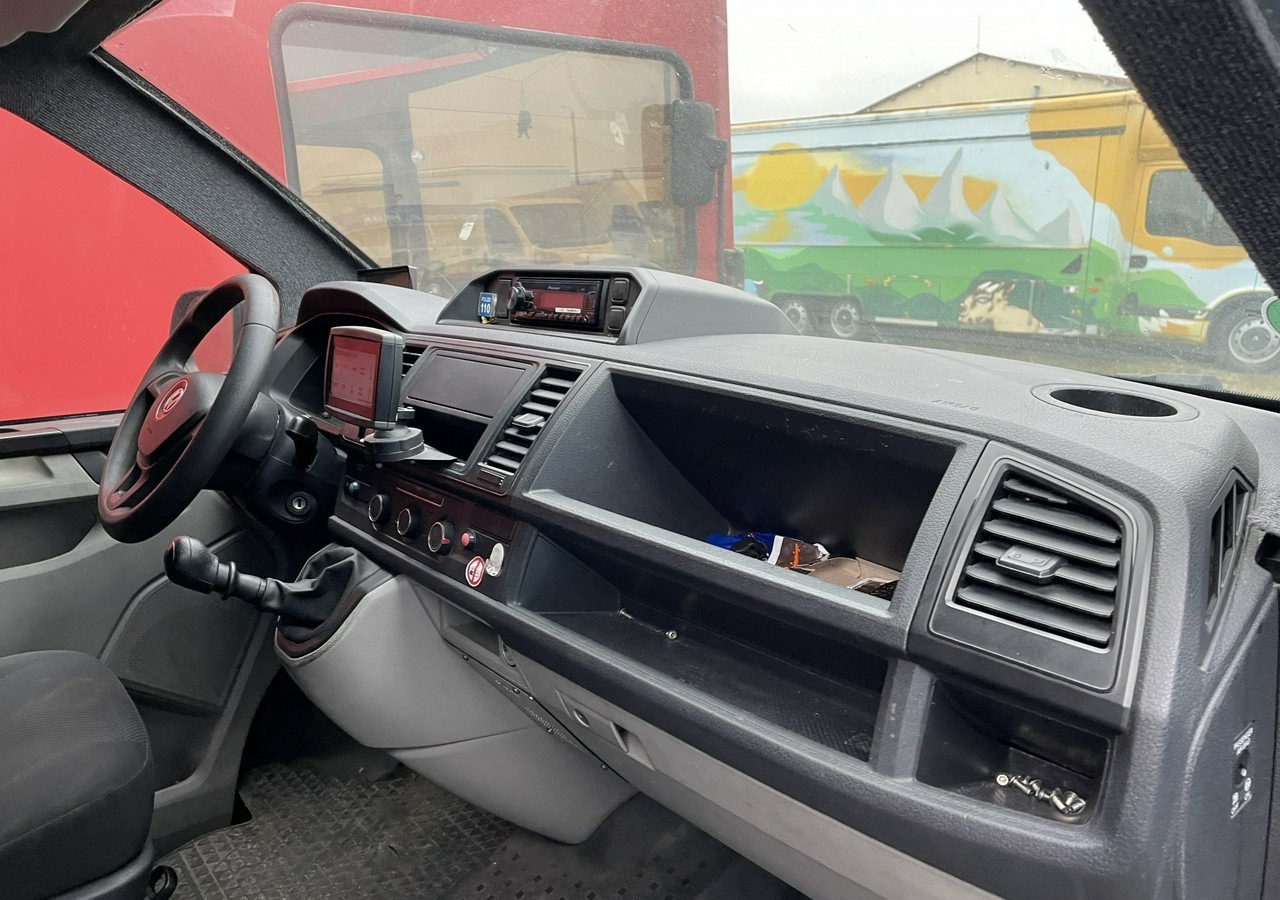 Volkswagen Transporter T6 Transporter Bankowóz kuloodporny opanceżony Model 2018 lízing Volkswagen Transporter T6 Transporter Bankowóz kuloodporny opanceżony Model 2018: 9 kép.