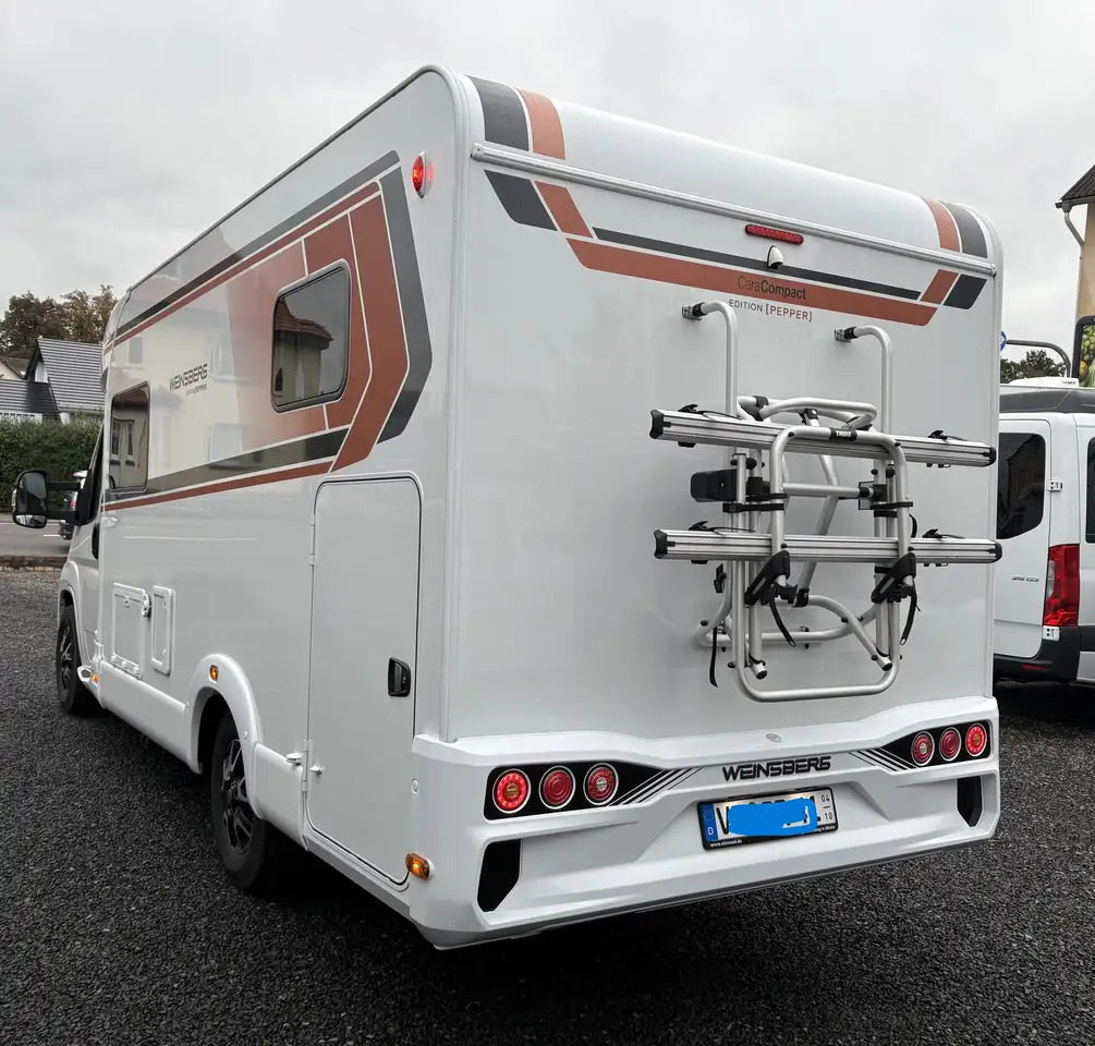 Volkswagen PEPPER 600MEG - Félintegrált lakóautó: 4 kép. Volkswagen PEPPER 600MEG - Félintegrált lakóautó: 4 kép.