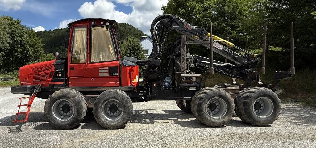 Komatsu 855 - Kihordó: 2 kép. Komatsu 855 - Kihordó: 2 kép.