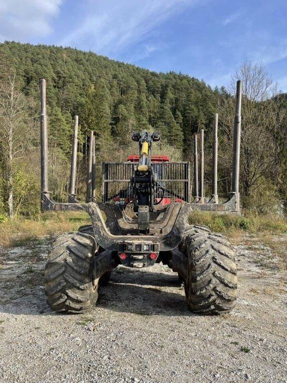 Komatsu 860.4 - Kihordó: 2 kép. Komatsu 860.4 - Kihordó: 2 kép.