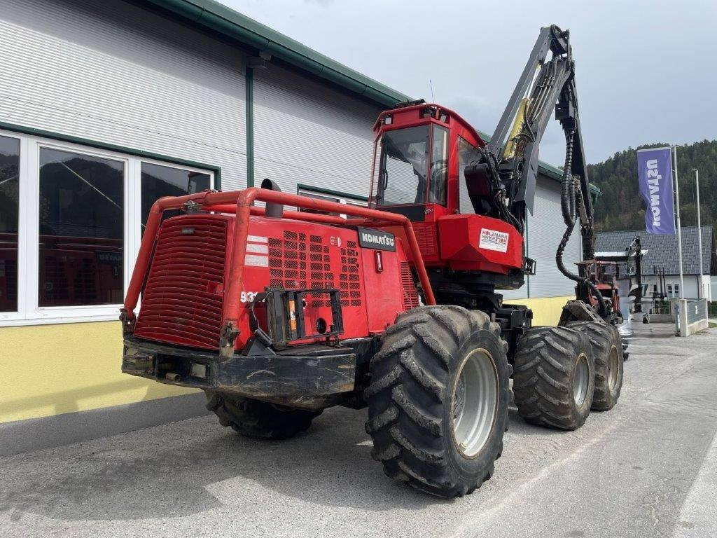Komatsu 931.1 - Fakitermelő gép: 3 kép. Komatsu 931.1 - Fakitermelő gép: 3 kép.