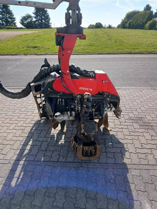 Fakitermelő gép Komatsu 931 XC: 11 kép.