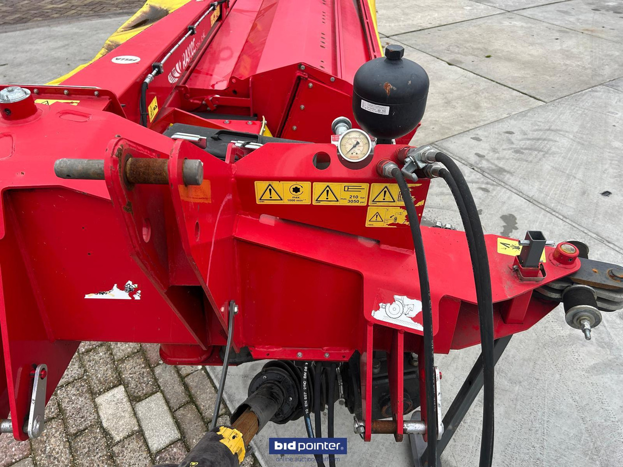 Fella RAMOS 3570 - Fűkasza: 5 kép. Fella RAMOS 3570 - Fűkasza: 5 kép.