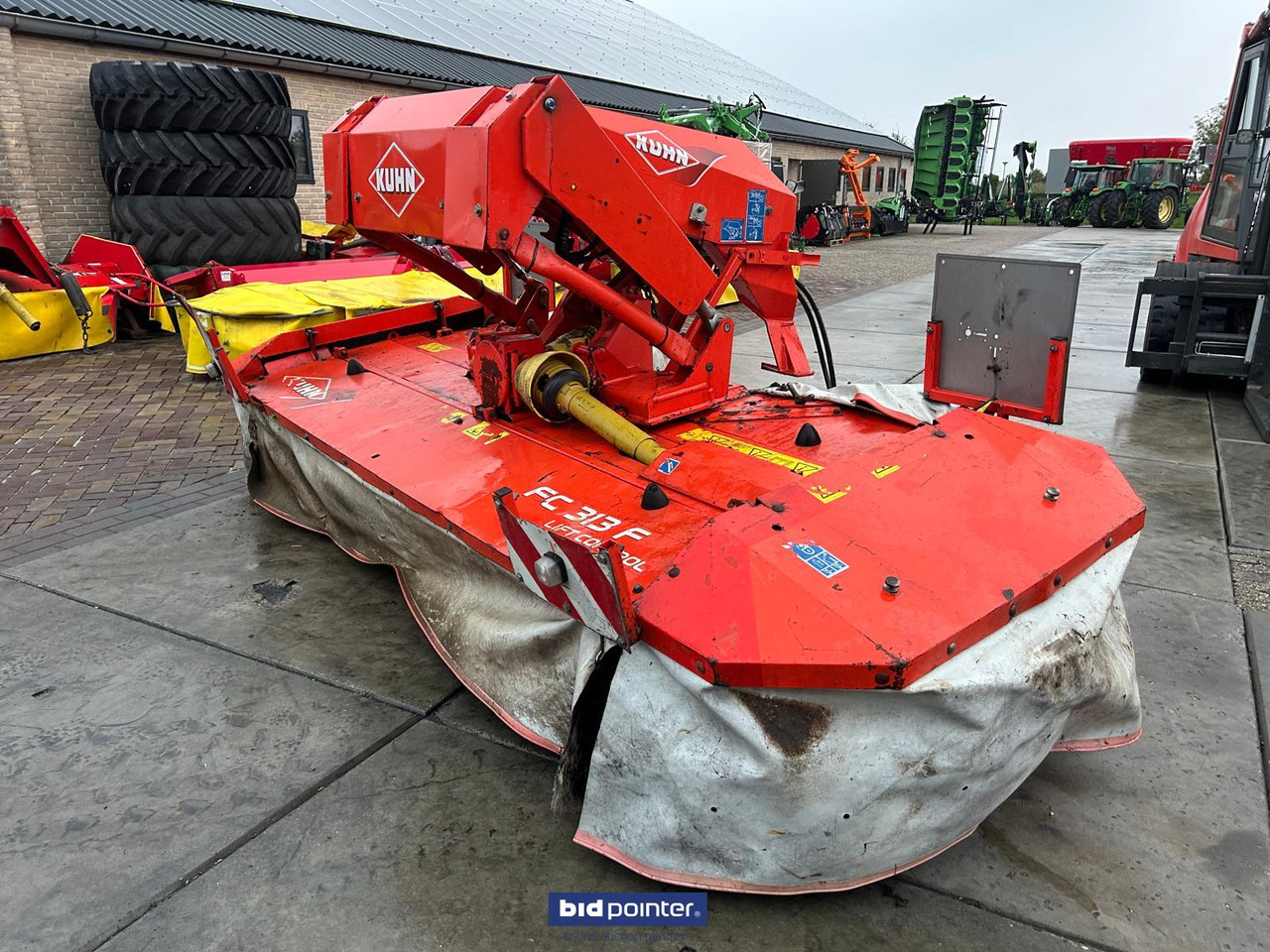 Kuhn FC313F - Fűkasza: 4 kép. Kuhn FC313F - Fűkasza: 4 kép.