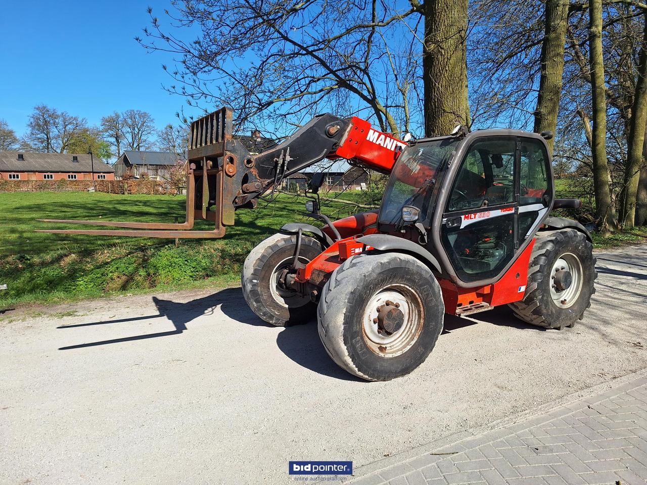 Manitou MLT 630 - Teleszkópos rakodó: 1 kép. Manitou MLT 630 - Teleszkópos rakodó: 1 kép.