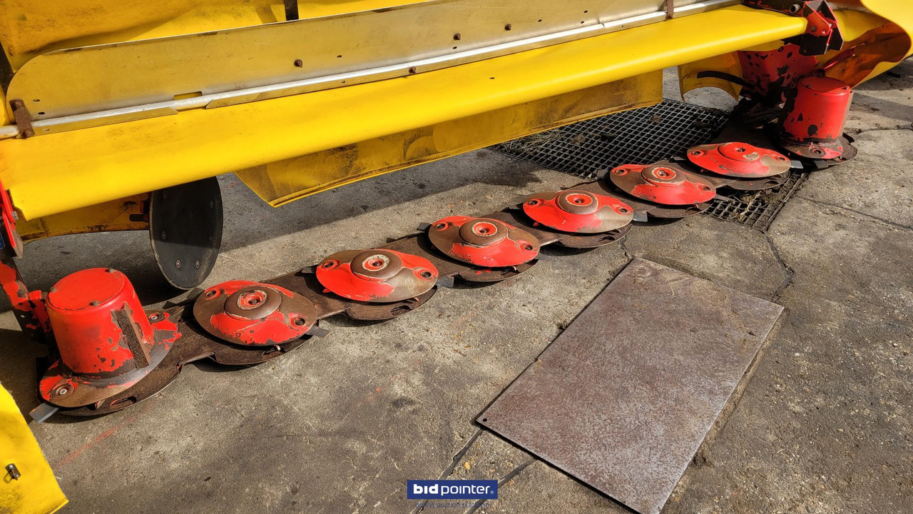 Pottinger Novadic 350 - Fűkasza: 4 kép. Pottinger Novadic 350 - Fűkasza: 4 kép.