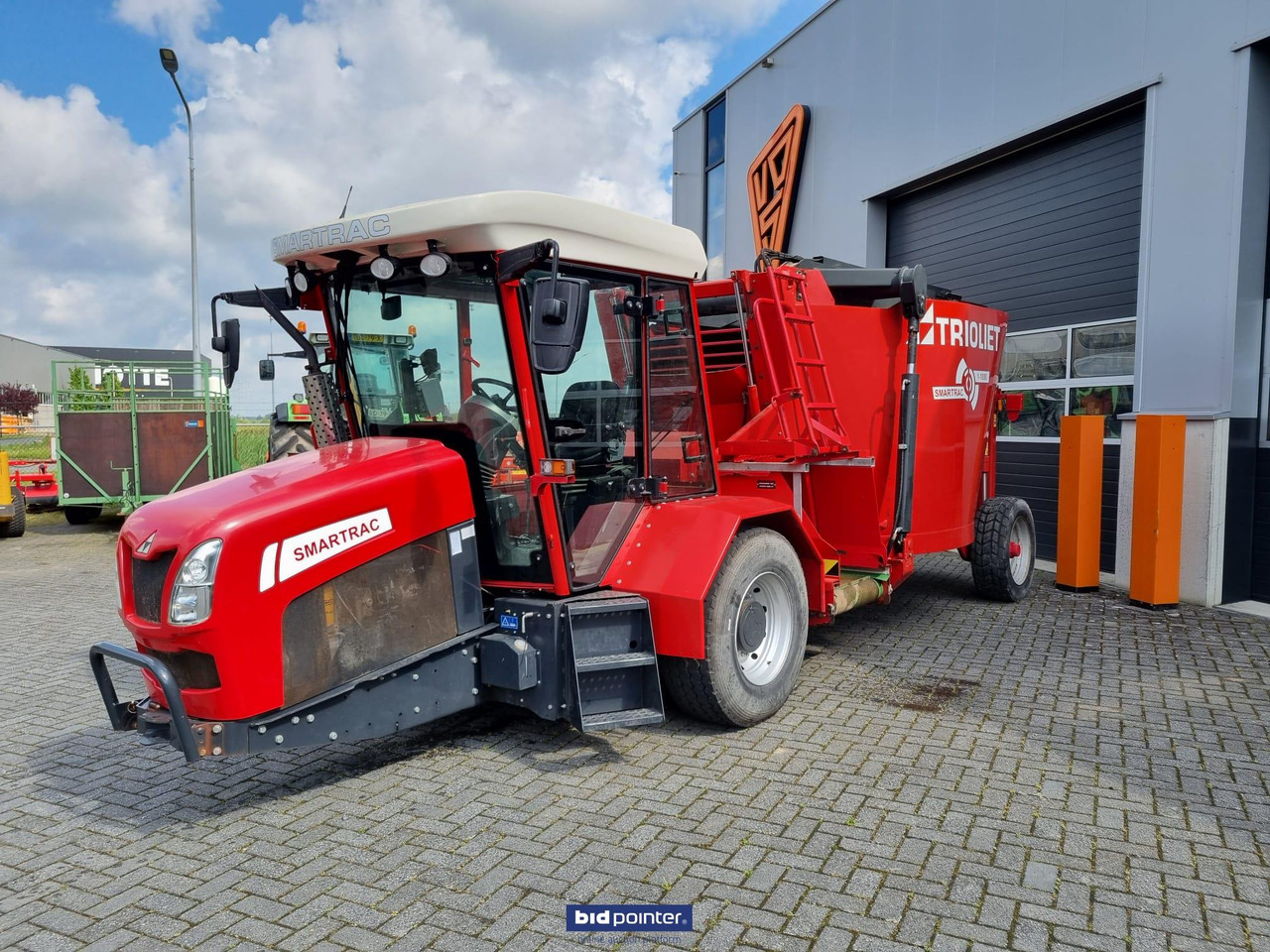 Trioliet Smarttrac 1-1000 - Etetőkocsi: 1 kép. Trioliet Smarttrac 1-1000 - Etetőkocsi: 1 kép.