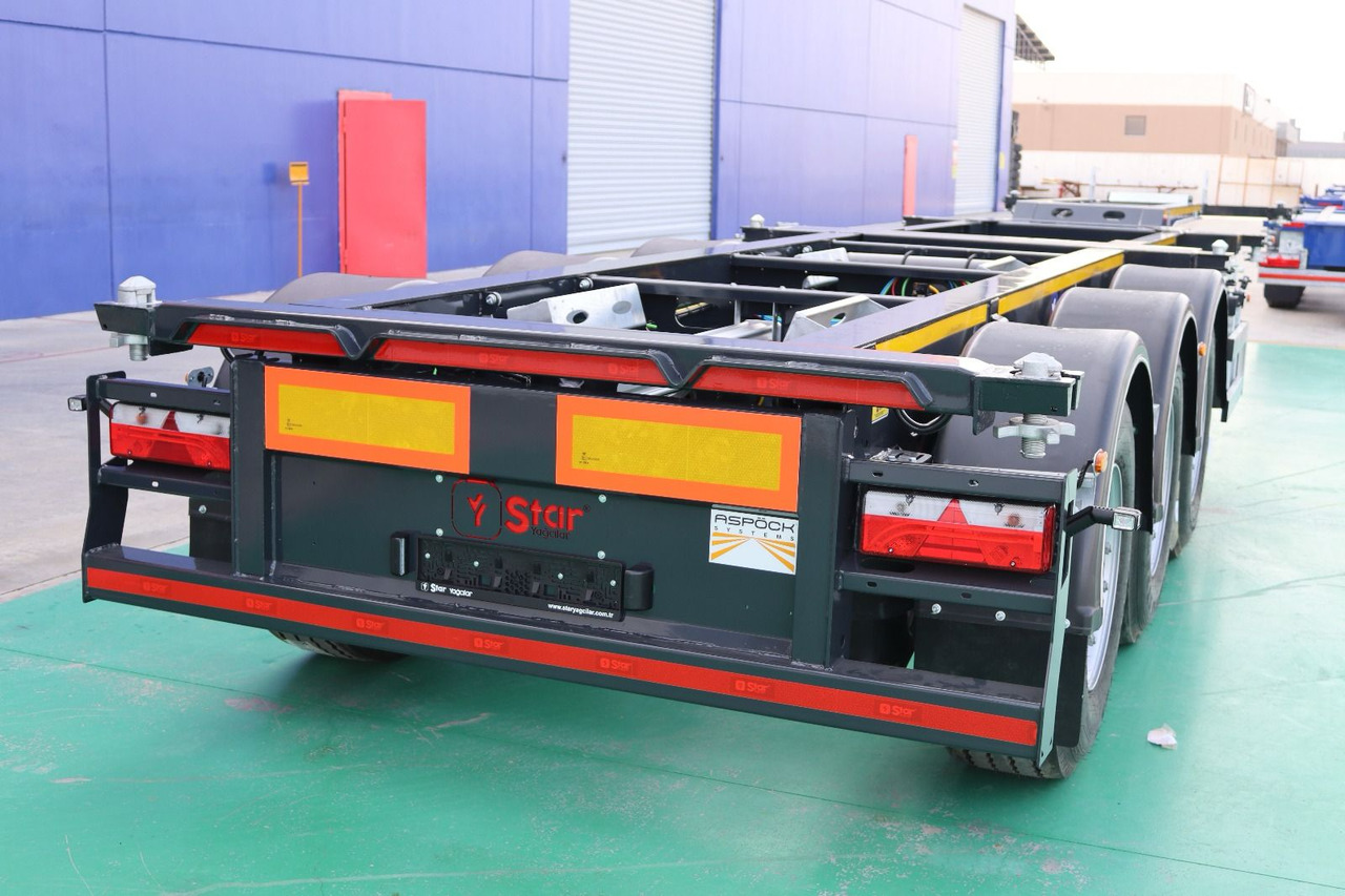 Star Yagcilar Telescopic container carrier - Félpótkocsi cserefelépítményes: 1 kép. Star Yagcilar Telescopic container carrier - Félpótkocsi cserefelépítményes: 1 kép.
