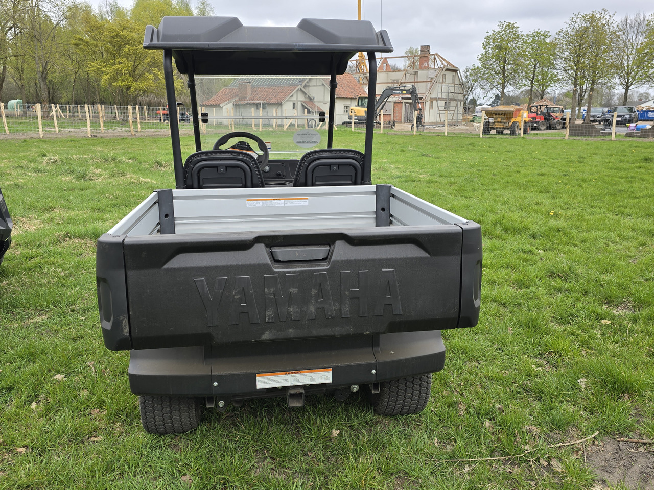 Yamaha umx new ! ! ! ! ! ! - Golfkocsi: 4 kép. Yamaha umx new ! ! ! ! ! ! - Golfkocsi: 4 kép.