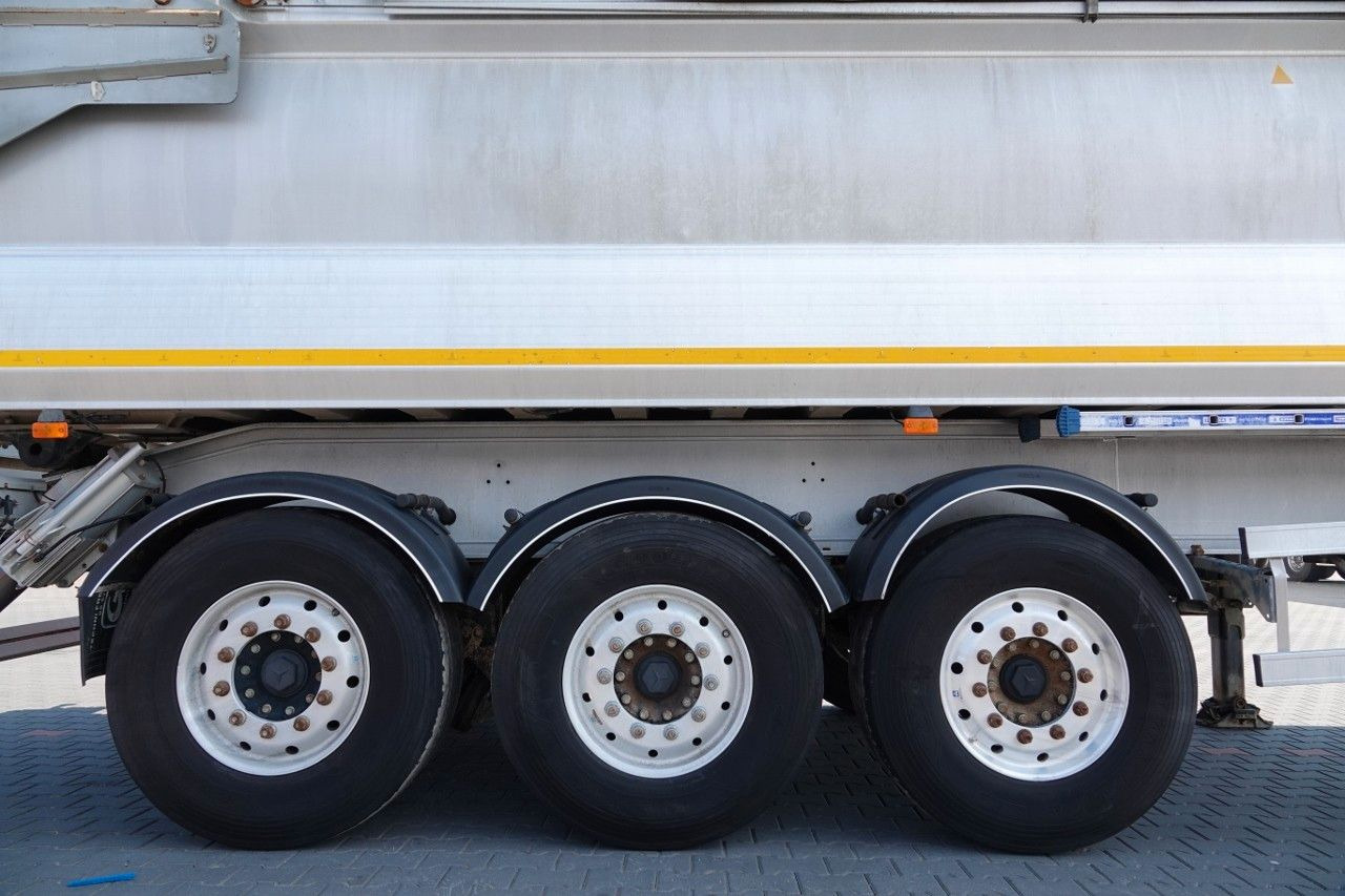 Félpótkocsi billenőplatós Benalu WYWROTKA 27 m3 / ALUMINIOWA / HYDRAULICZNA KLAPA: 8 kép.
