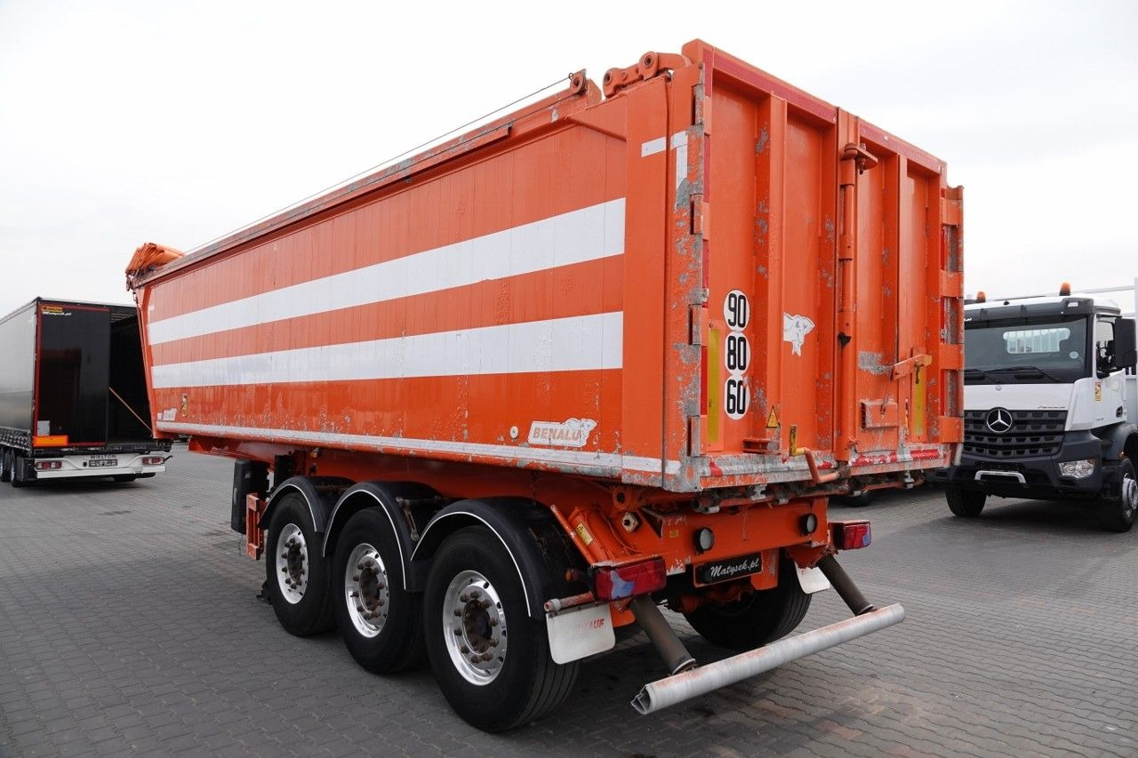 Benalu WYWROTKA 33 m3 / KLAPO-DRZWI / WAGA: 5500 KG / A - Félpótkocsi billenőplatós: 4 kép. Benalu WYWROTKA 33 m3 / KLAPO-DRZWI / WAGA: 5500 KG / A - Félpótkocsi billenőplatós: 4 kép.