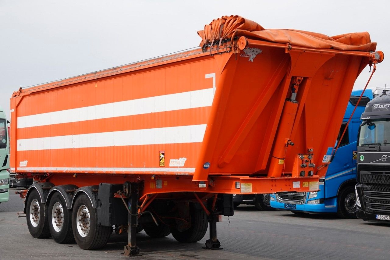 Benalu WYWROTKA 33 m3 / KLAPO-DRZWI / WAGA: 5500 KG / A - Félpótkocsi billenőplatós: 1 kép. Benalu WYWROTKA 33 m3 / KLAPO-DRZWI / WAGA: 5500 KG / A - Félpótkocsi billenőplatós: 1 kép.