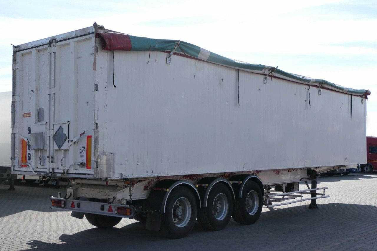 Benalu WYWROTKA ALUMINIOWA / 75 M3 / KLAPO-DRZWI - Félpótkocsi billenőplatós: 4 kép. Benalu WYWROTKA ALUMINIOWA / 75 M3 / KLAPO-DRZWI - Félpótkocsi billenőplatós: 4 kép.