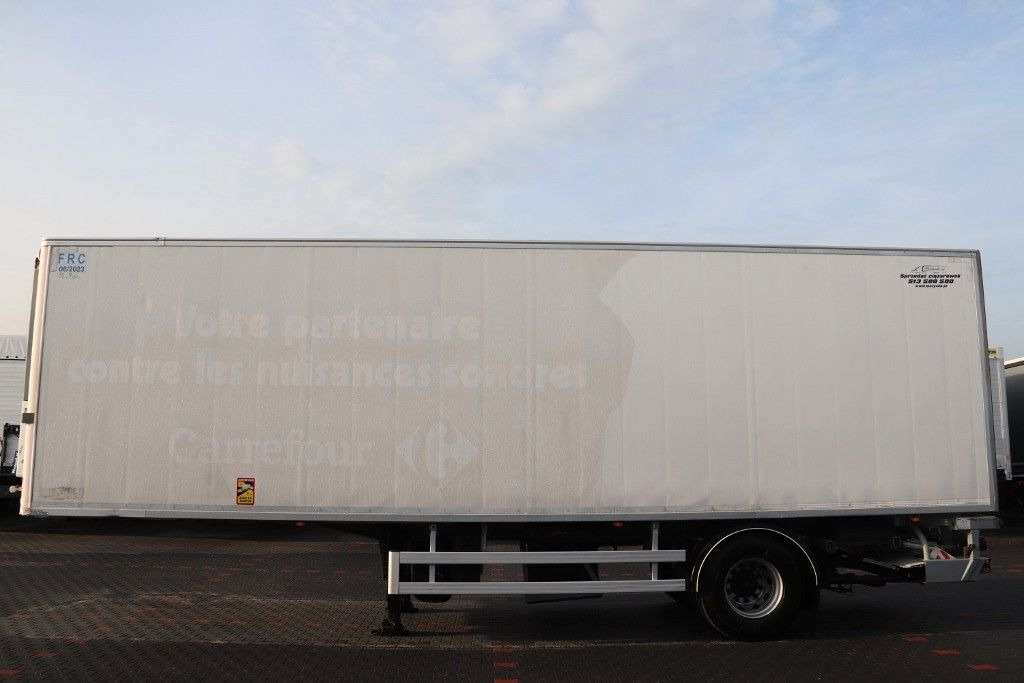 Chereau FRIGO/THERMO KING SLX /CITY LINER/ L: 9,4 M/SAF - Félpótkocsi hűtős: 3 kép. Chereau FRIGO/THERMO KING SLX /CITY LINER/ L: 9,4 M/SAF - Félpótkocsi hűtős: 3 kép.