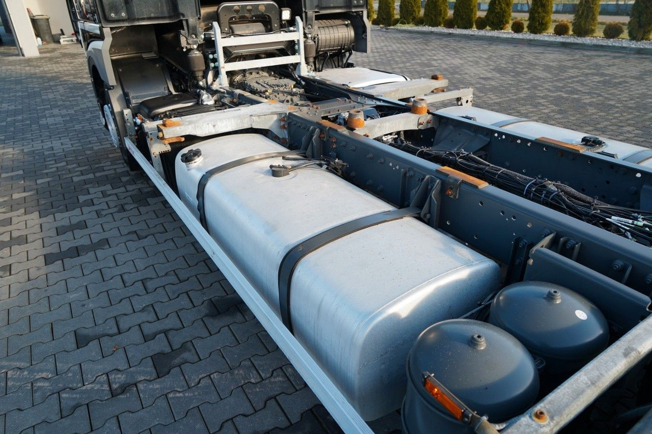 Cserefelépítményes teherautó DAF XF 480 / BDF / 6X2 / ZESTAW TANDEM / SSC / I-PAR: 8 kép. Cserefelépítményes teherautó DAF XF 480 / BDF / 6X2 / ZESTAW TANDEM / SSC / I-PAR: 8 kép.