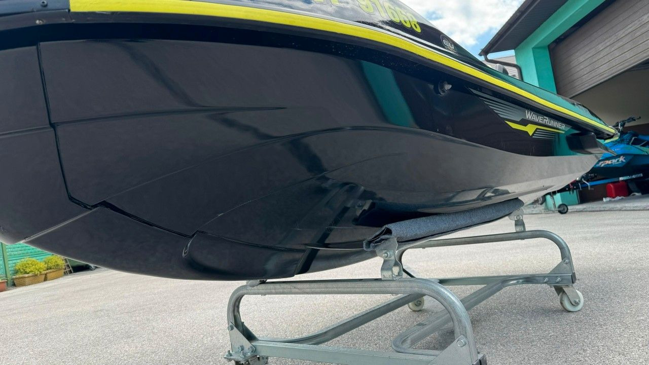 Egyéb gépek Yamaha WAVERUNNER VX-C / WATERSCRAPER / 220 HOURS / 201: 6 kép. Egyéb gépek Yamaha WAVERUNNER VX-C / WATERSCRAPER / 220 HOURS / 201: 6 kép.