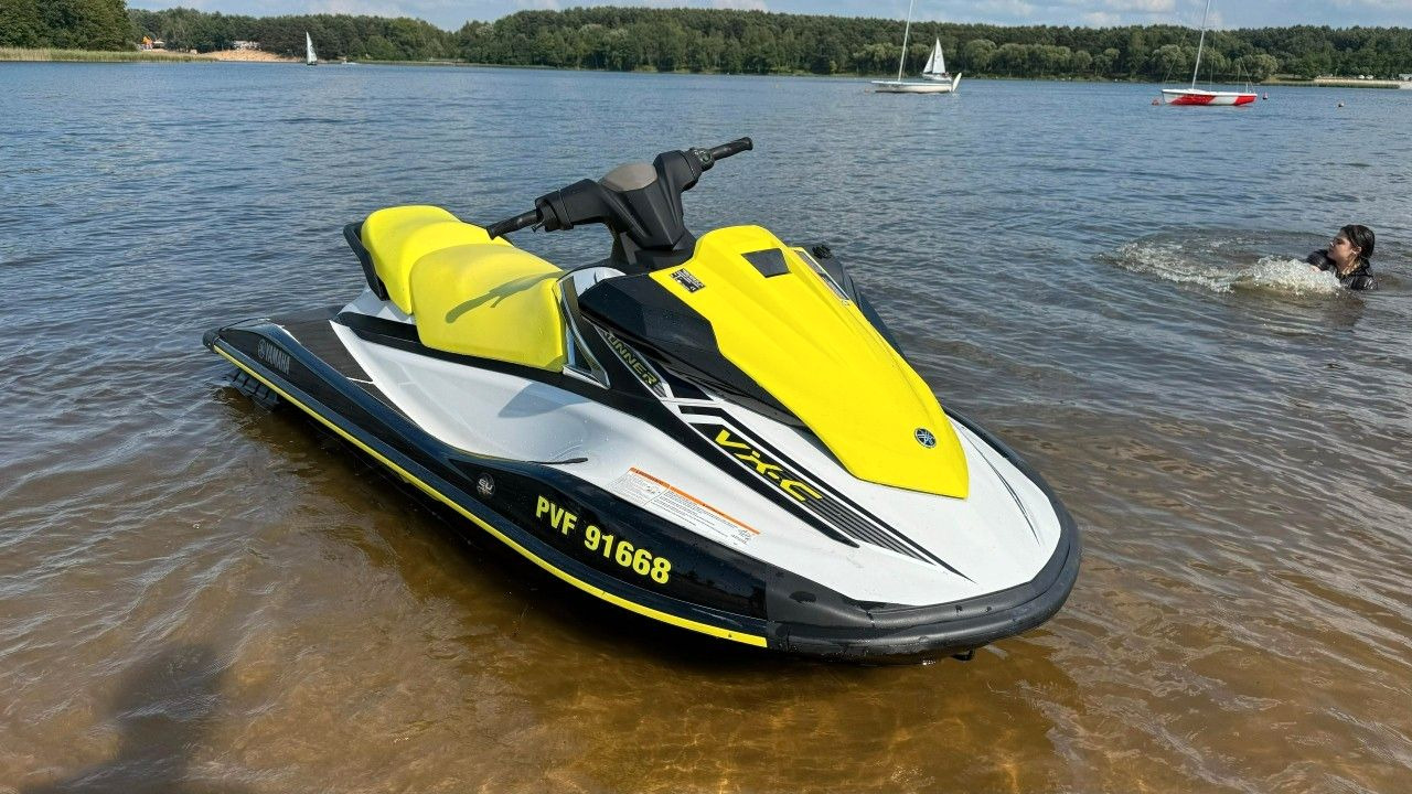 Yamaha WAVERUNNER VX-C / WATERSCRAPER / 220 HOURS / 201 - Egyéb gépek: 5 kép. Yamaha WAVERUNNER VX-C / WATERSCRAPER / 220 HOURS / 201 - Egyéb gépek: 5 kép.