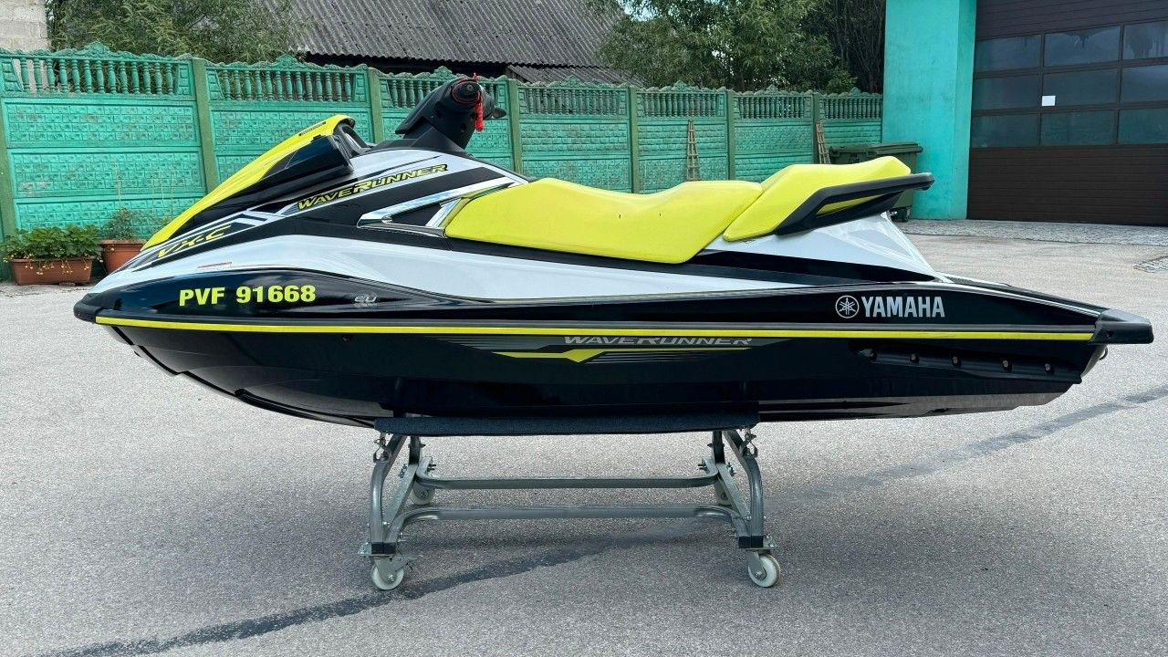 Egyéb gépek Yamaha WAVERUNNER VX-C / WATERSCRAPER / 220 HOURS / 201: 9 kép. Egyéb gépek Yamaha WAVERUNNER VX-C / WATERSCRAPER / 220 HOURS / 201: 9 kép.