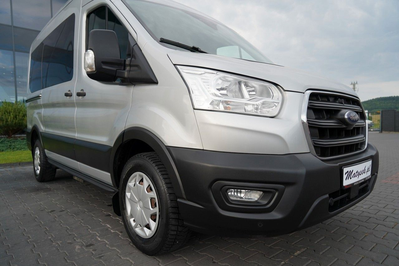 Ford TRANSIT / 9 MIEJSC / 2021 ROK / SPROWADZONY - Kisbusz: 5 kép. Ford TRANSIT / 9 MIEJSC / 2021 ROK / SPROWADZONY - Kisbusz: 5 kép.