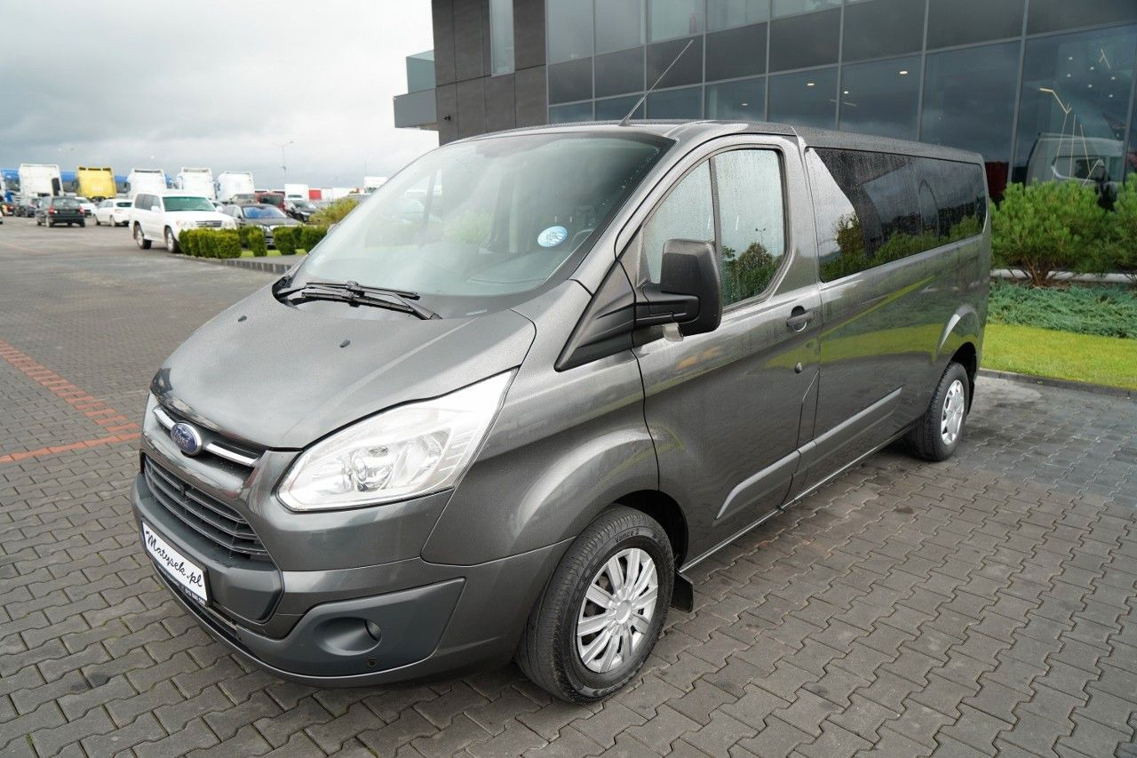Ford TRANSIT / 9 MIEJSC / MANUAL / POLSKI SALON / PO - Kisbusz: 5 kép. Ford TRANSIT / 9 MIEJSC / MANUAL / POLSKI SALON / PO - Kisbusz: 5 kép.
