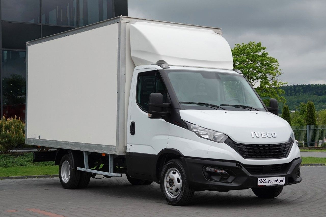 Iveco DAILY 3,0 D / KONTENER / 2020 ROK /BLIŹNIAK / SP - Hűtős kisteherautó: 1 kép. Iveco DAILY 3,0 D / KONTENER / 2020 ROK /BLIŹNIAK / SP - Hűtős kisteherautó: 1 kép.