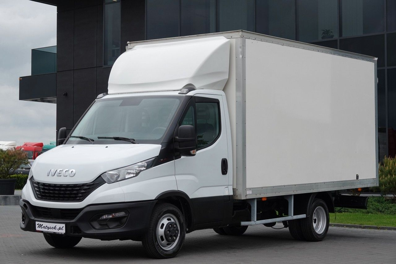 Iveco DAILY 3,0 D / KONTENER / 2020 ROK /BLIŹNIAK / SP - Hűtős kisteherautó: 2 kép. Iveco DAILY 3,0 D / KONTENER / 2020 ROK /BLIŹNIAK / SP - Hűtős kisteherautó: 2 kép.