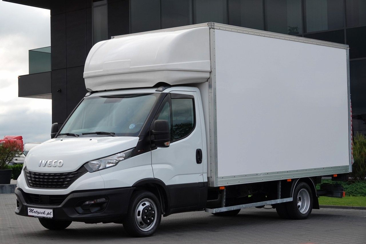Iveco DAILY 3,0 D / KONTENER / 2021 / BLIŹNIAK / WINDA - Hűtős kisteherautó: 4 kép. Iveco DAILY 3,0 D / KONTENER / 2021 / BLIŹNIAK / WINDA - Hűtős kisteherautó: 4 kép.
