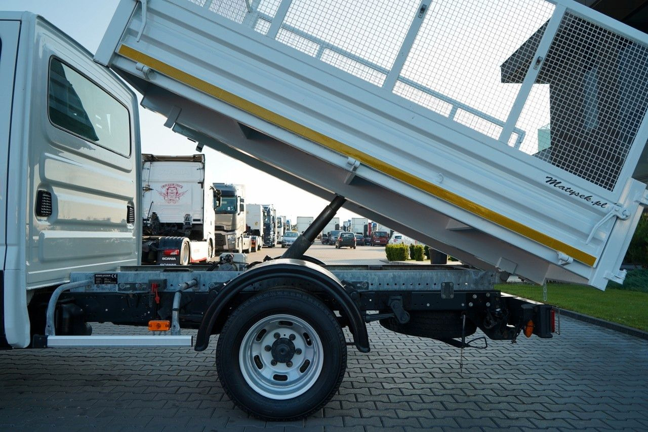 Iveco DAILY 35-110 / - Billenőplatós kisteherautó, Duplakabinos kisteherautó: 5 kép. Iveco DAILY 35-110 / - Billenőplatós kisteherautó, Duplakabinos kisteherautó: 5 kép.