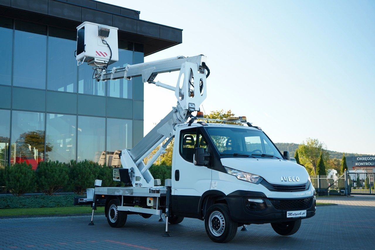 Iveco DAILY 35-120 / ZWYŻKA / PODNOŚNIK KOSZOWY 20 ME - Emelőkosaras teherautó: 3 kép. Iveco DAILY 35-120 / ZWYŻKA / PODNOŚNIK KOSZOWY 20 ME - Emelőkosaras teherautó: 3 kép.