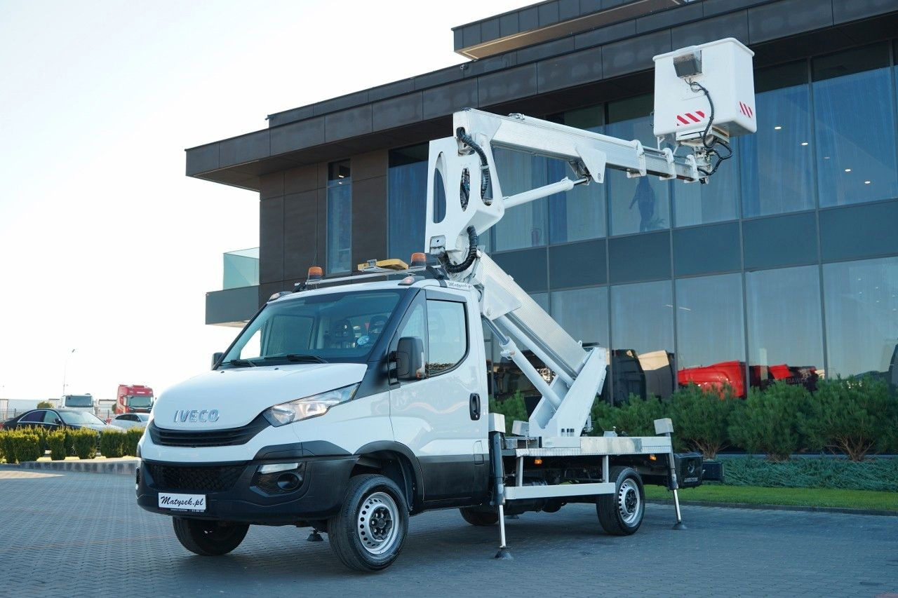 Iveco DAILY 35-120 / ZWYŻKA / PODNOŚNIK KOSZOWY 20 ME - Emelőkosaras teherautó: 1 kép. Iveco DAILY 35-120 / ZWYŻKA / PODNOŚNIK KOSZOWY 20 ME - Emelőkosaras teherautó: 1 kép.