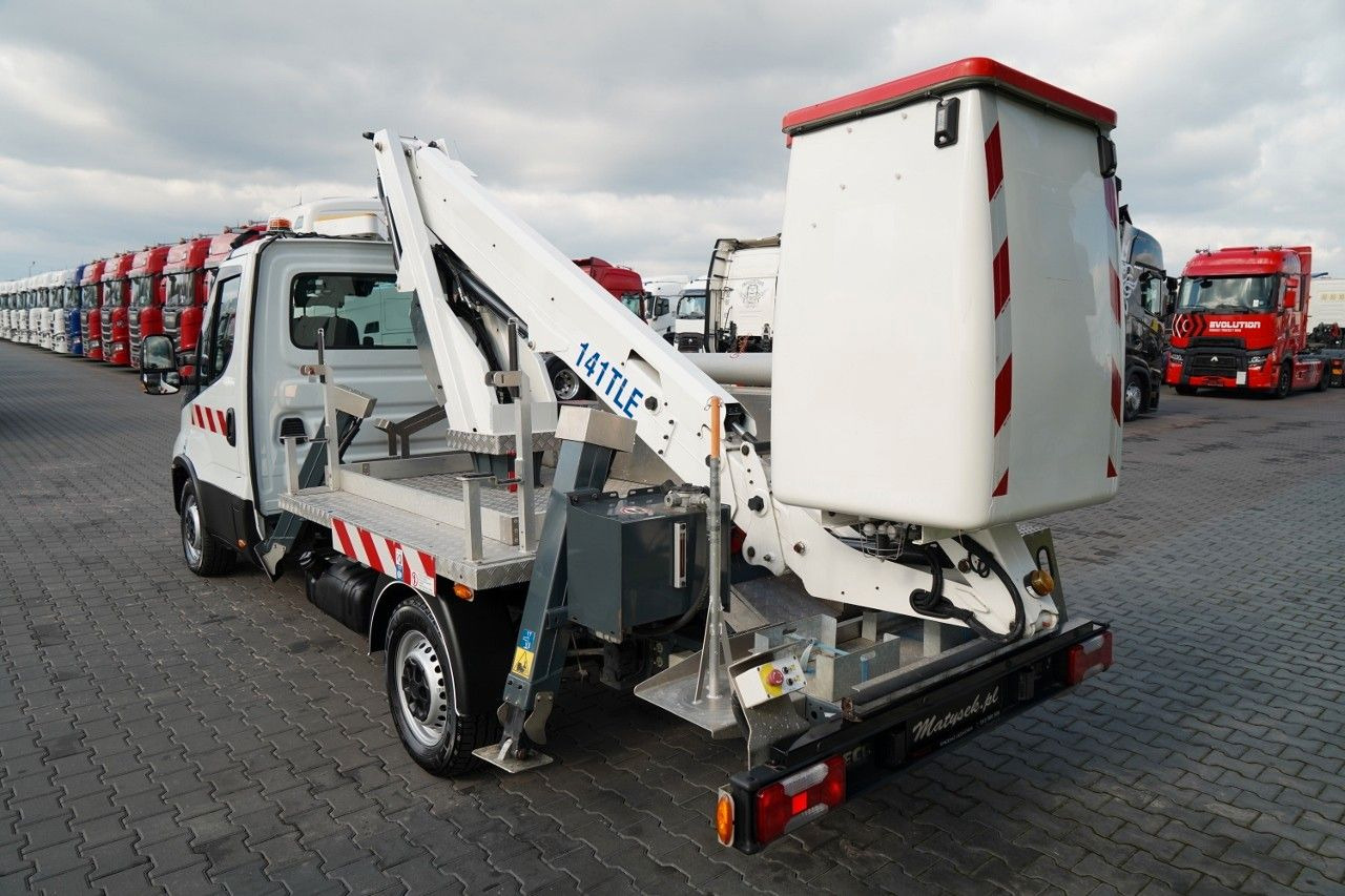 Emelőkosaras teherautó Iveco DAILY 35-140 / ZWYŻKA / PODNOŚNIK KOSZOWY FRANCE: 11 kép.