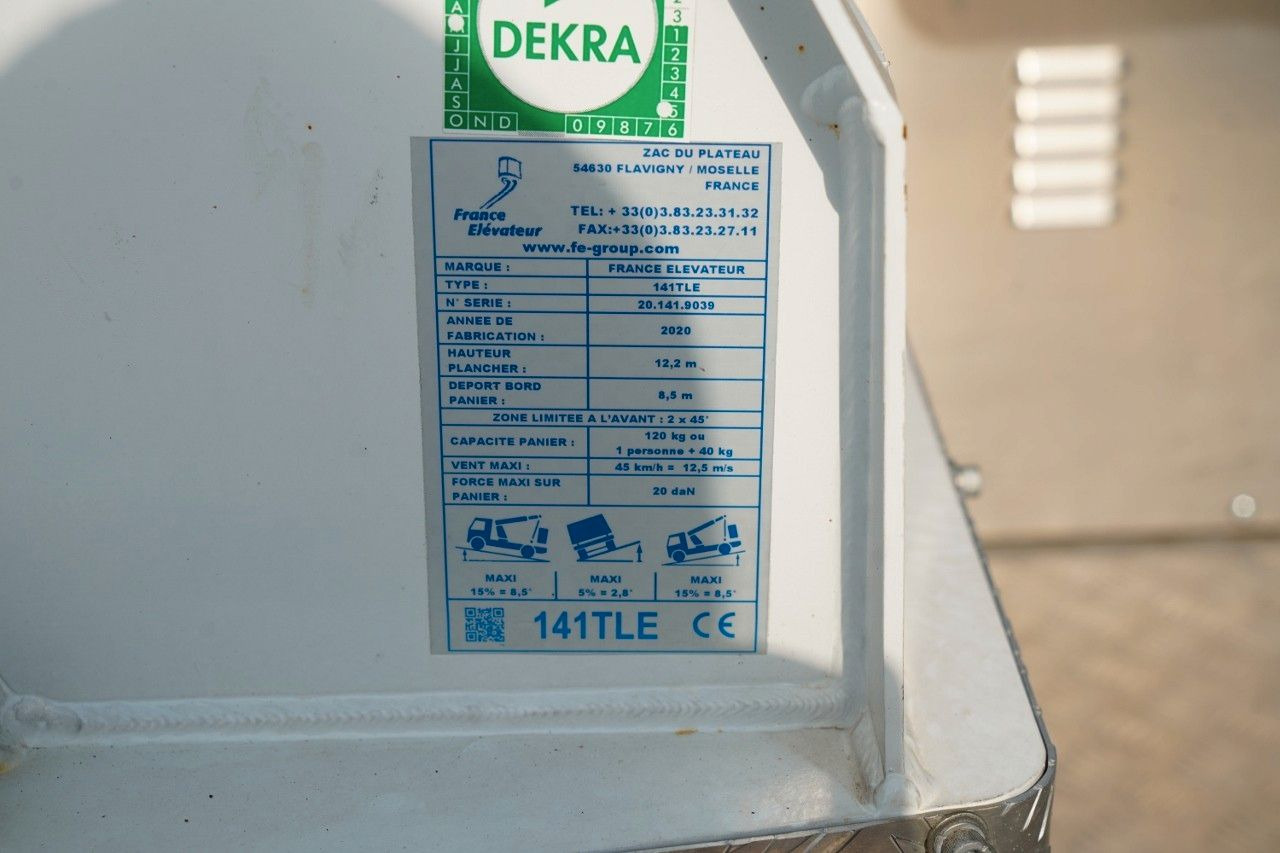 Emelőkosaras teherautó Iveco DAILY 35-140 / ZWYŻKA / PODNOŚNIK KOSZOWY FRANCE: 28 kép.