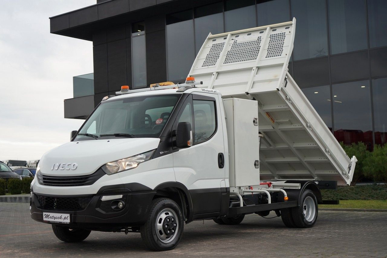 Iveco DAILY 35-180 / WYWROTKA TYLNOZSYPOWA / BLIŹNIAK - Billenőplatós kisteherautó: 1 kép. Iveco DAILY 35-180 / WYWROTKA TYLNOZSYPOWA / BLIŹNIAK - Billenőplatós kisteherautó: 1 kép.