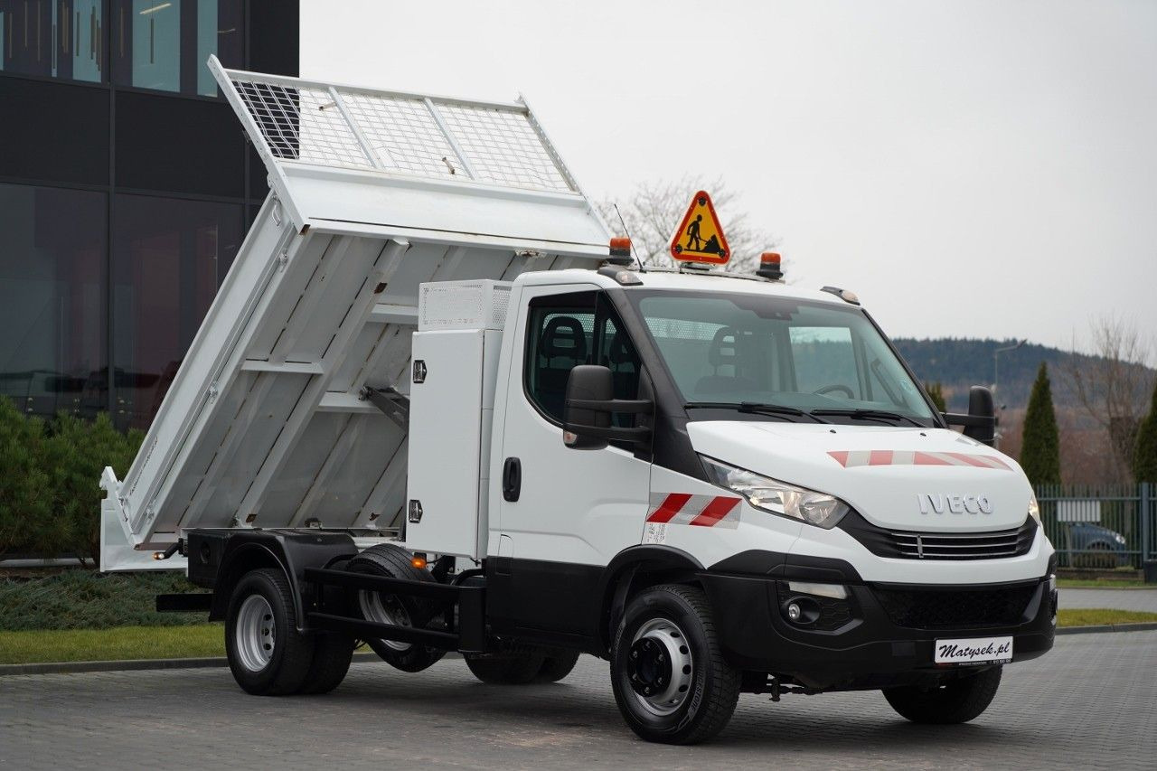 Iveco DAILY 70-180 / WYWROTKA TYLNOZSYPOWA / DMC 7 TON - Billenőplatós kisteherautó: 3 kép. Iveco DAILY 70-180 / WYWROTKA TYLNOZSYPOWA / DMC 7 TON - Billenőplatós kisteherautó: 3 kép.