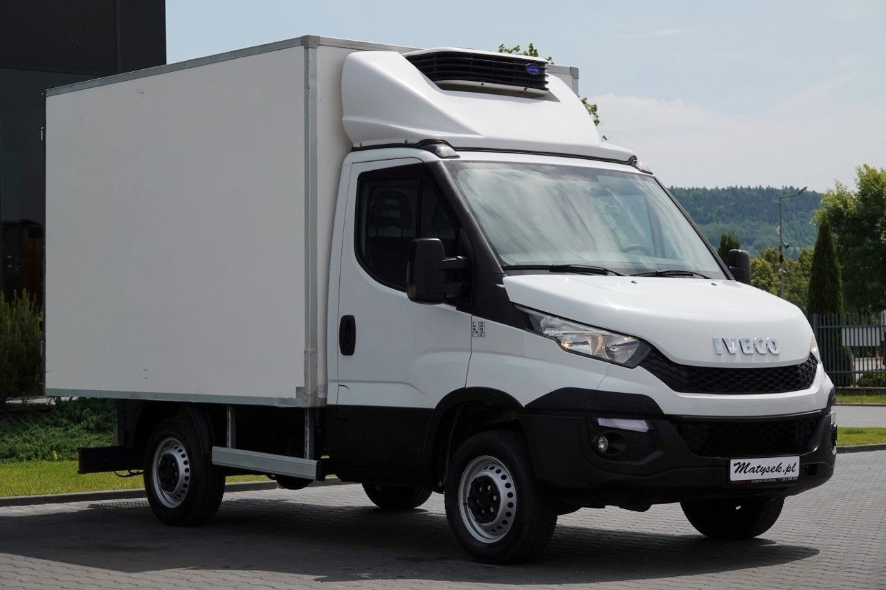 Iveco DAILY / CHŁODNIA / AGREGAT CARIER -XARIOS 200 / - Hűtős kisteherautó: 3 kép. Iveco DAILY / CHŁODNIA / AGREGAT CARIER -XARIOS 200 / - Hűtős kisteherautó: 3 kép.
