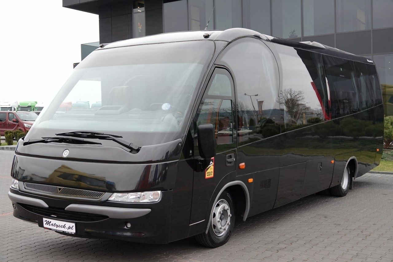 Iveco MAGO - 2 / AUTOBUS PODMIEJSKI / 37 MIEJSC / KLIM - Helyközi busz: 2 kép. Iveco MAGO - 2 / AUTOBUS PODMIEJSKI / 37 MIEJSC / KLIM - Helyközi busz: 2 kép.