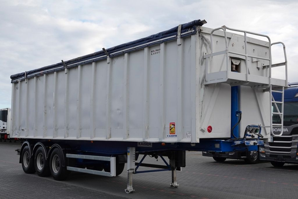 Kaiser WYWROTKA 55 m3 / ALUMINIOWA / WAGA: 5900 KG / SP - Ponyvás félpótkocsi: 1 kép. Kaiser WYWROTKA 55 m3 / ALUMINIOWA / WAGA: 5900 KG / SP - Ponyvás félpótkocsi: 1 kép.