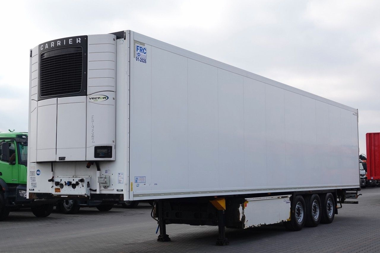 Krone CHŁODNIA / CARRIER VECTOR 1550 / SAF / OŚ PODNO - Félpótkocsi hűtős: 2 kép. Krone CHŁODNIA / CARRIER VECTOR 1550 / SAF / OŚ PODNO - Félpótkocsi hűtős: 2 kép.